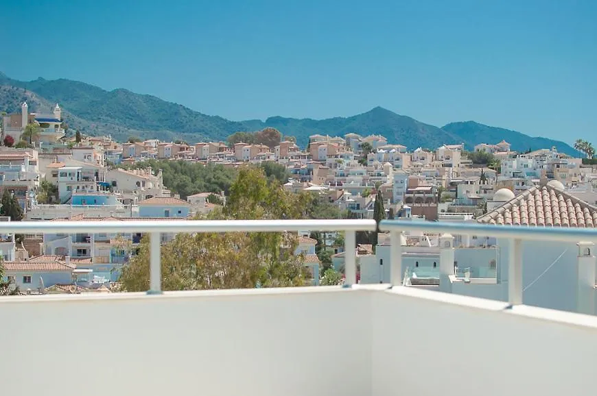 Superior Family Town Centre Villa Close To Beach In Peaceful Residential Zone Nerja 0*,  España